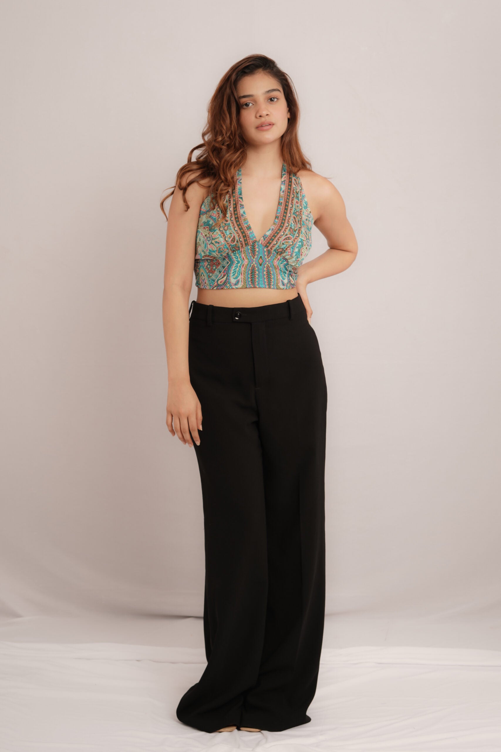 OIA HALTERNECK TOP